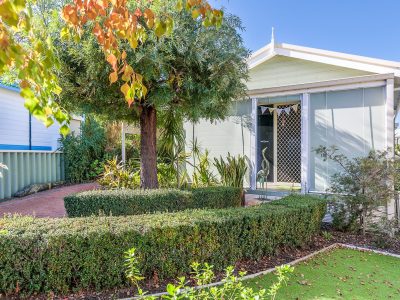 The Custom Mulberry 121 Home Design